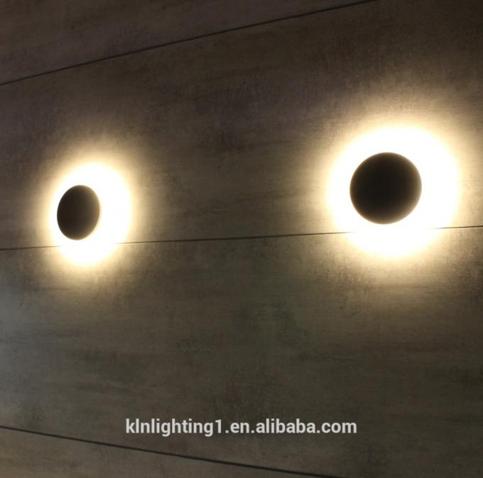 12W impermeabilizzano intorno alla lampada da parete all'aperto di illuminazione della lampada del LED montata