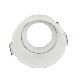 Porcellana GU10/MR16 riscaldano il supporto di lampadina bianco di Downlight con alloggio di alluminio fornitore